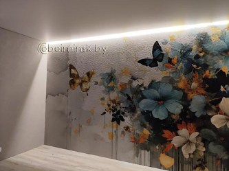 Фотообои De-Art Бабочки в цветах в интерьере живые фото